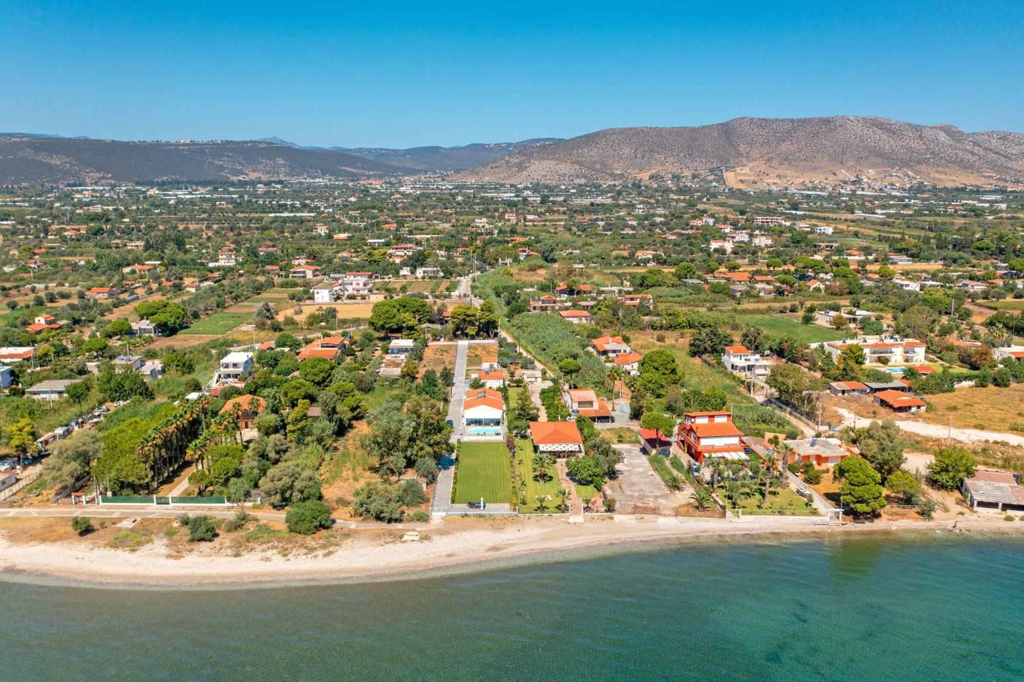 Villa Maria'S Mansion 3 M From The Sea Marathón Exterior foto