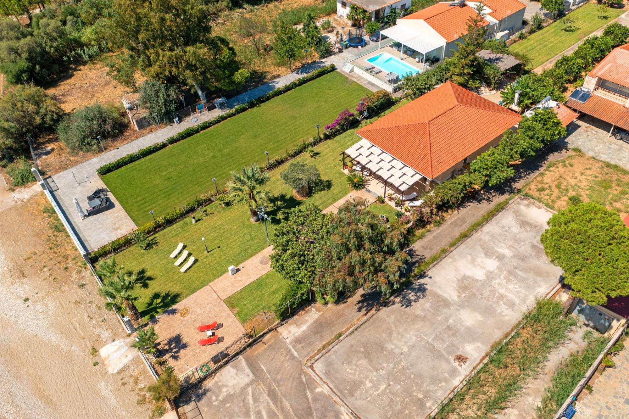 Villa Maria'S Mansion 3 M From The Sea Marathón Exterior foto