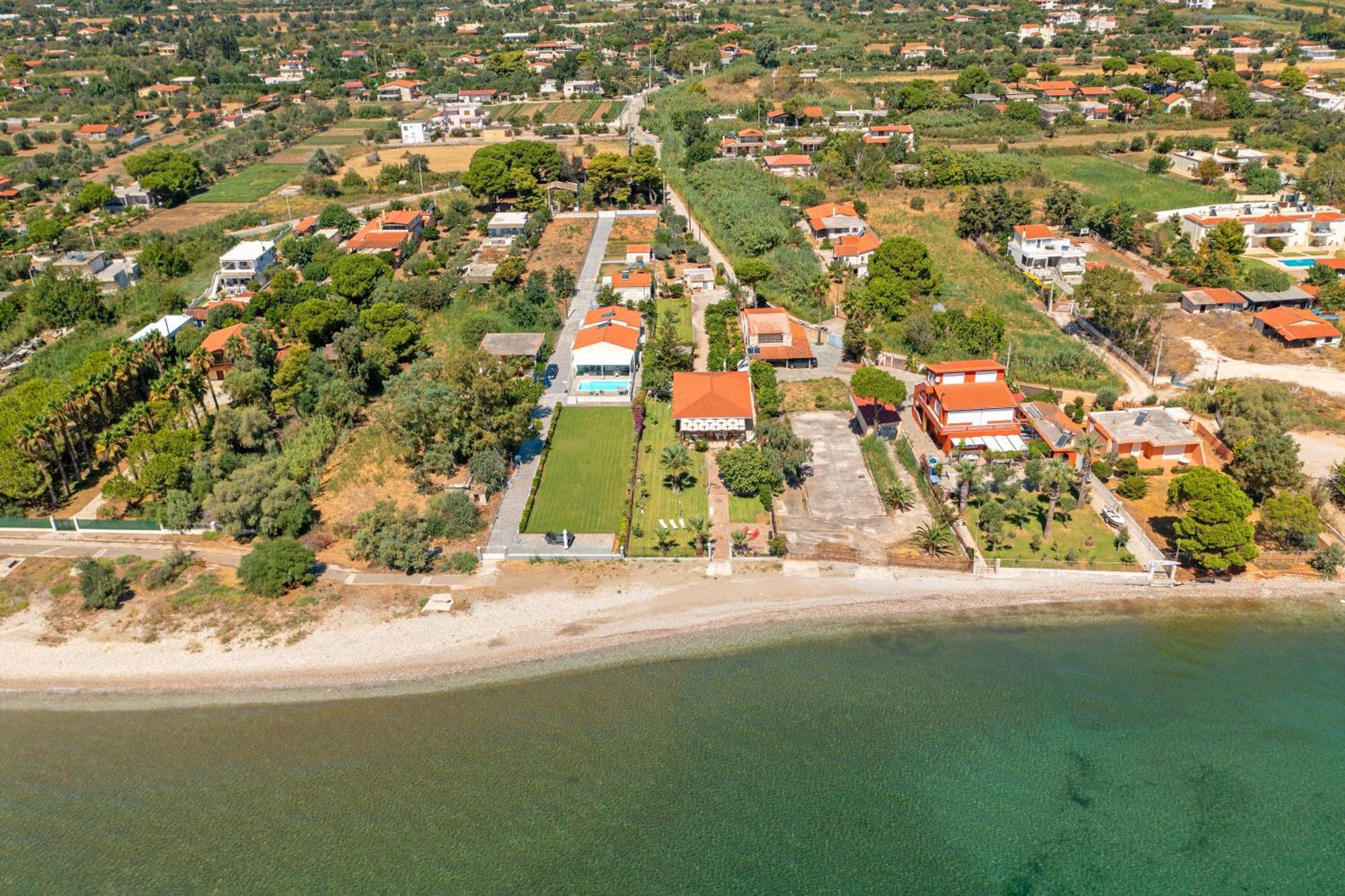 Villa Maria'S Mansion 3 M From The Sea Marathón Exterior foto